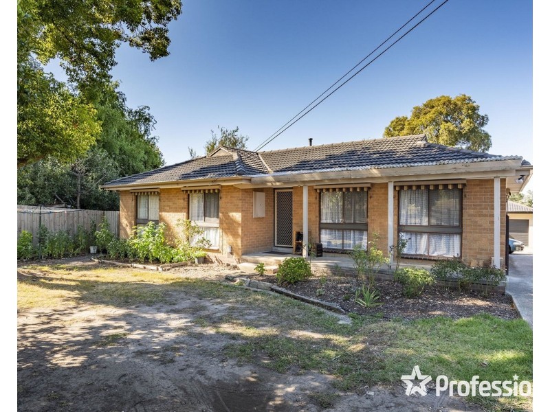 40 Ross Pincott Drive, Mooroolbark VIC 3138