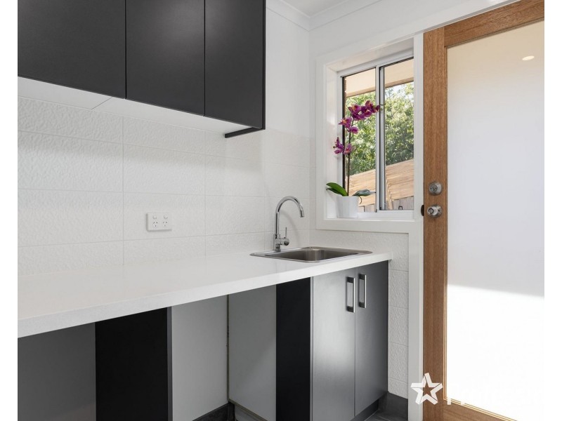 121 Commercial Road, Mount Evelyn VIC 3796