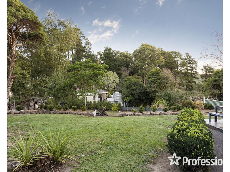 120 Monbulk Road, Mount Evelyn VIC 3796