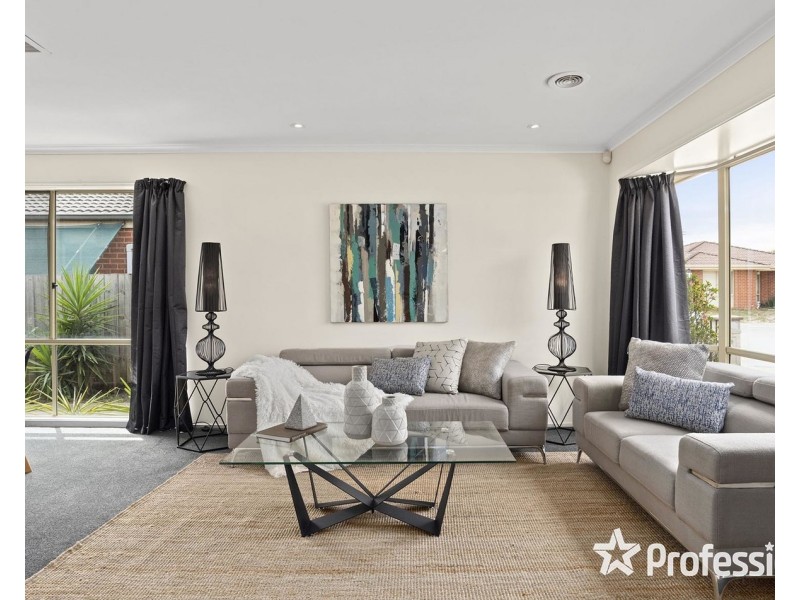 17 Snow Gum Drive, Kilsyth South VIC 3137