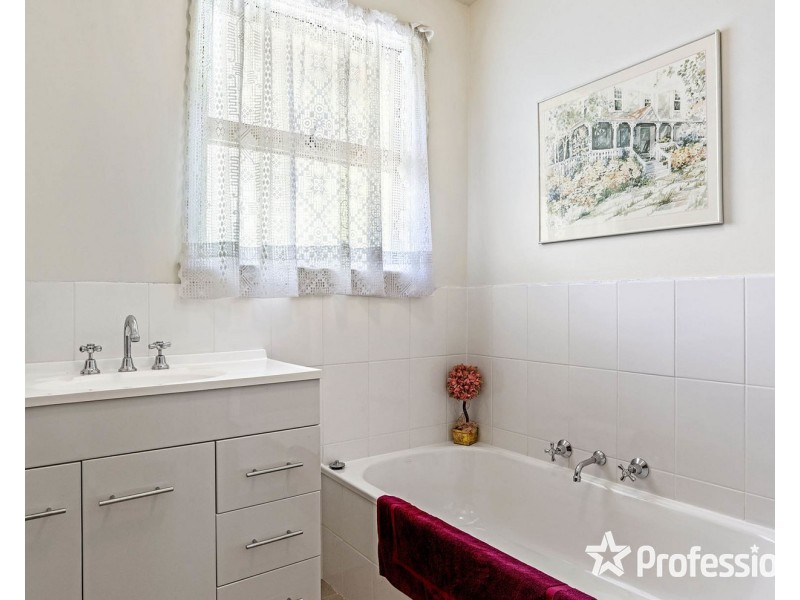 4 O’Connor Avenue, Mount Evelyn VIC 3796