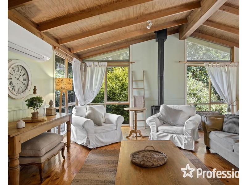 2/37 York Road, Mount Evelyn VIC 3796