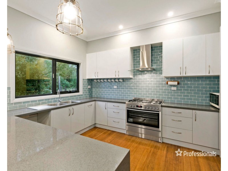 57 Monbulk Road, Mount Evelyn VIC 3796