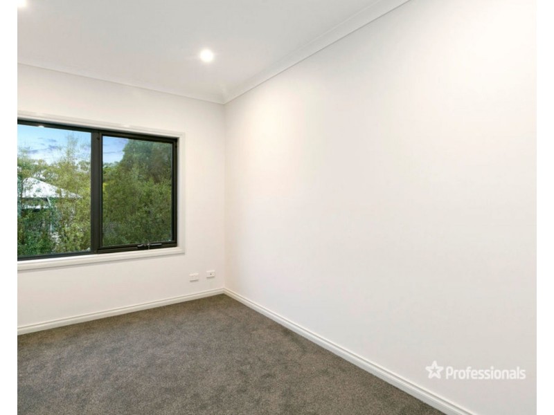 57 Monbulk Road, Mount Evelyn VIC 3796