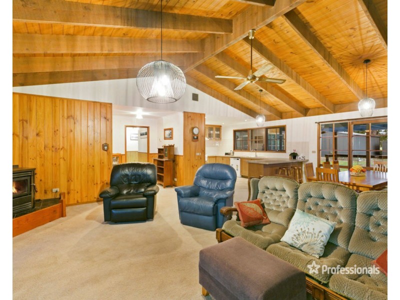 35 Fernhill Road, Mount Evelyn VIC 3796