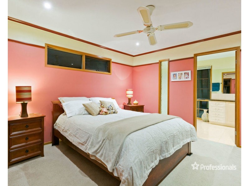 35 Fernhill Road, Mount Evelyn VIC 3796