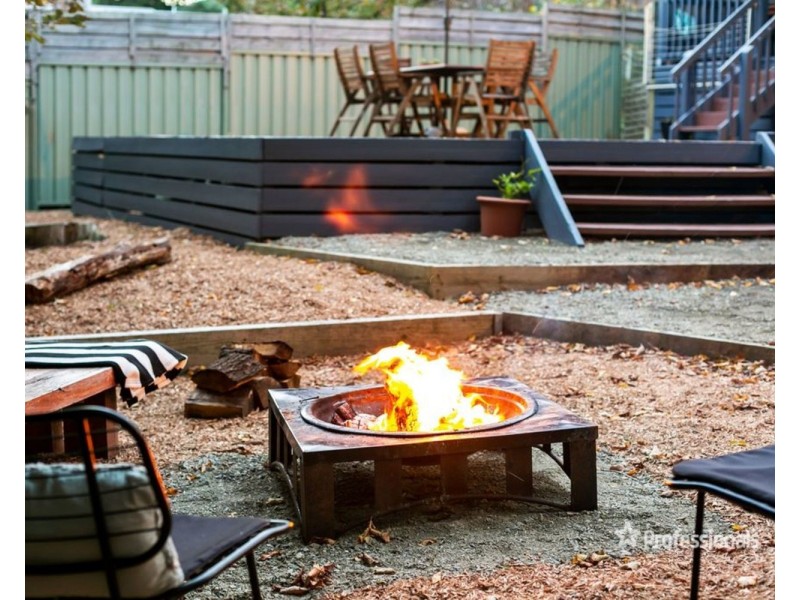 8A Fernhill Road, Mount Evelyn VIC 3796