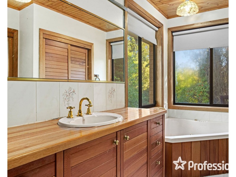 4A Trudy Place, Mount Evelyn VIC 3796