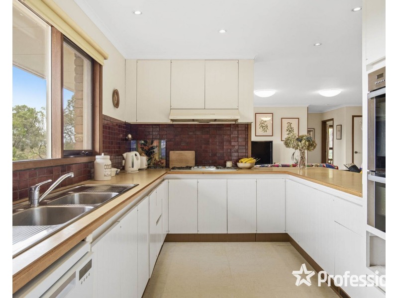 40 Parker Road, Silvan VIC 3795