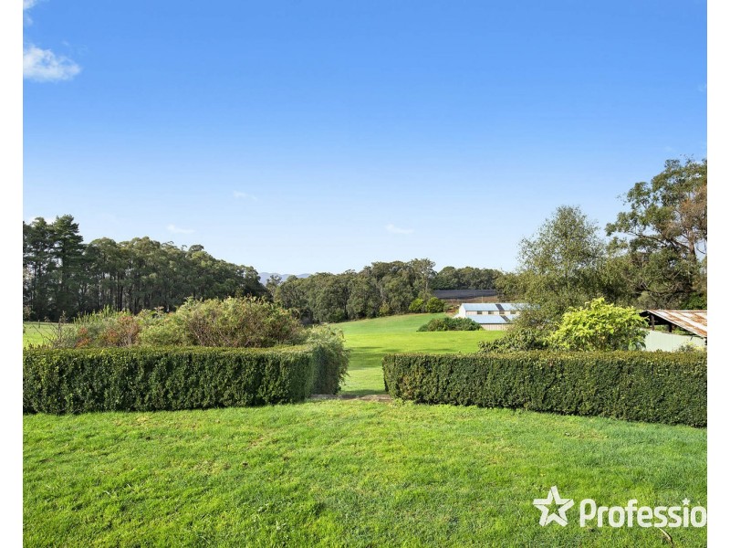40 Parker Road, Silvan VIC 3795