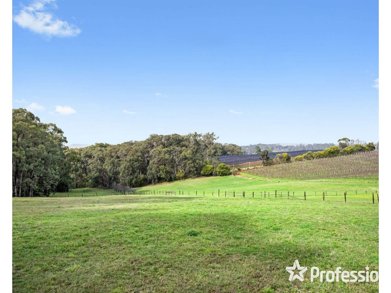 40 Parker Road, Silvan VIC 3795