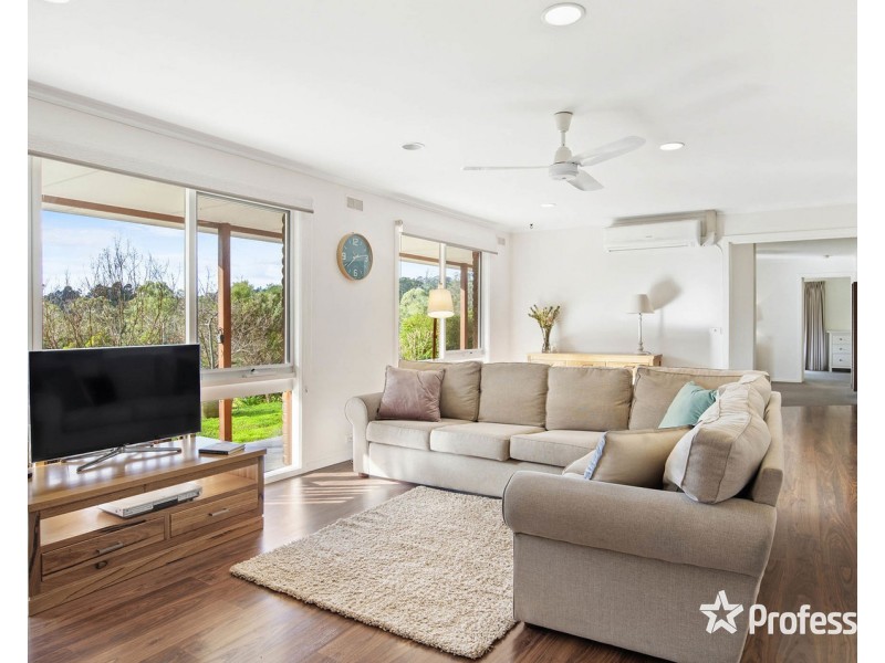 34 Bell Street, Seville VIC 3139