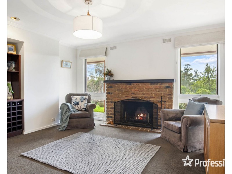 34 Bell Street, Seville VIC 3139