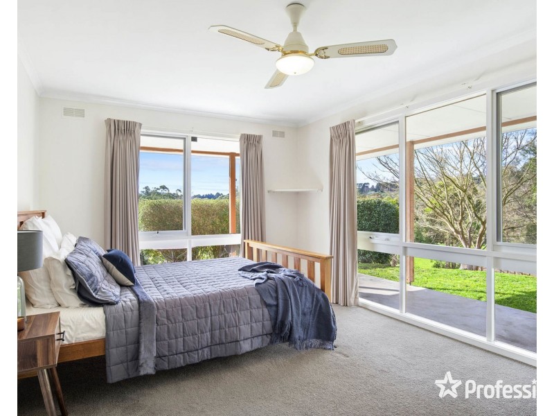 34 Bell Street, Seville VIC 3139