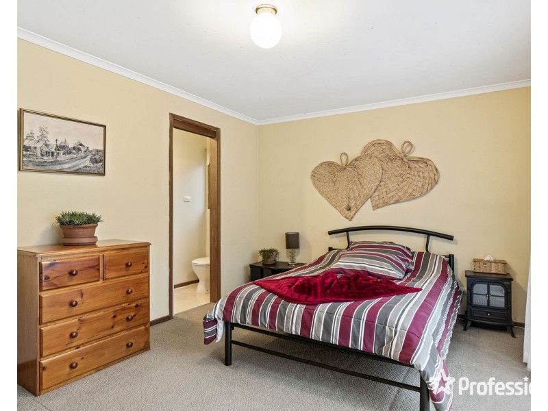 51 Forge Road, Mount Evelyn VIC 3796