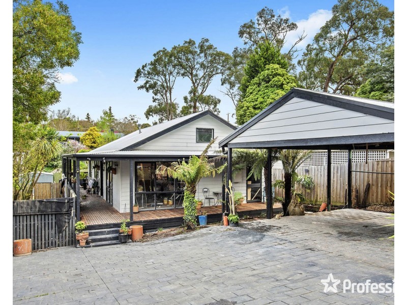 2B Fernhill Road, Mount Evelyn VIC 3796