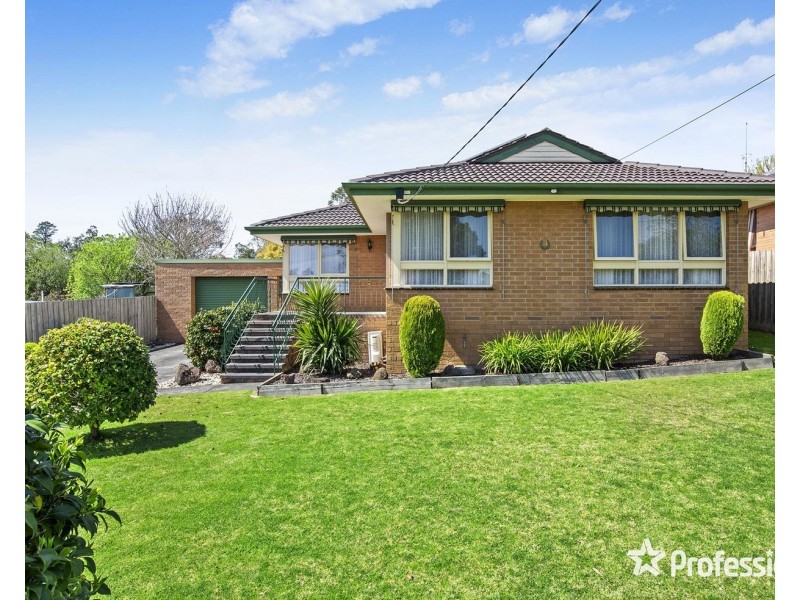 10 Bradman Avenue, Mount Evelyn VIC 3796