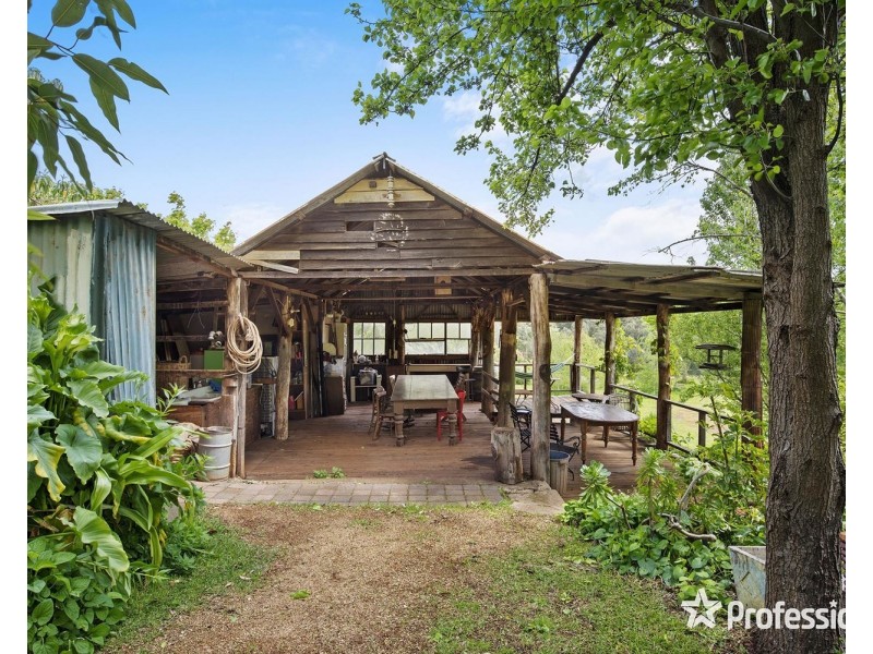 85 Channel Road, Silvan VIC 3795