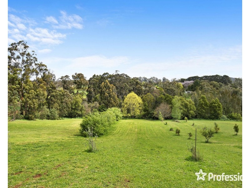 85 Channel Road, Silvan VIC 3795