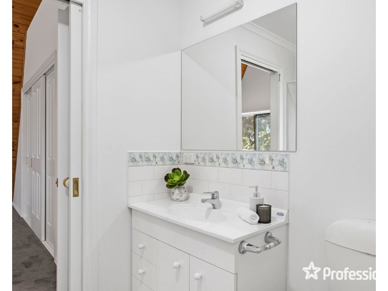 7 Wedderburn Crescent, Mount Evelyn VIC 3796