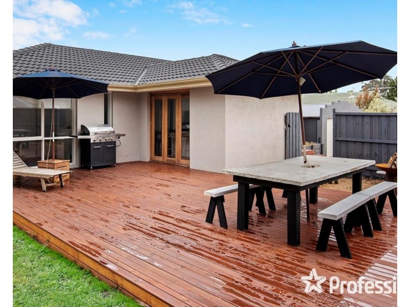 35 Witham Drive, Coldstream VIC 3770