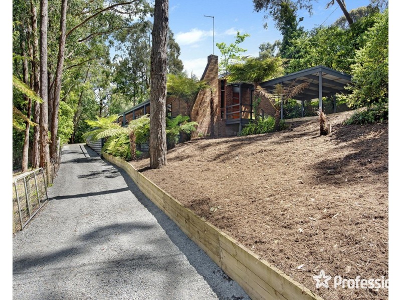 34 Priestley Crescent, Mount Evelyn VIC 3796