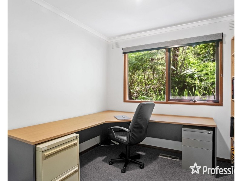 34 Priestley Crescent, Mount Evelyn VIC 3796