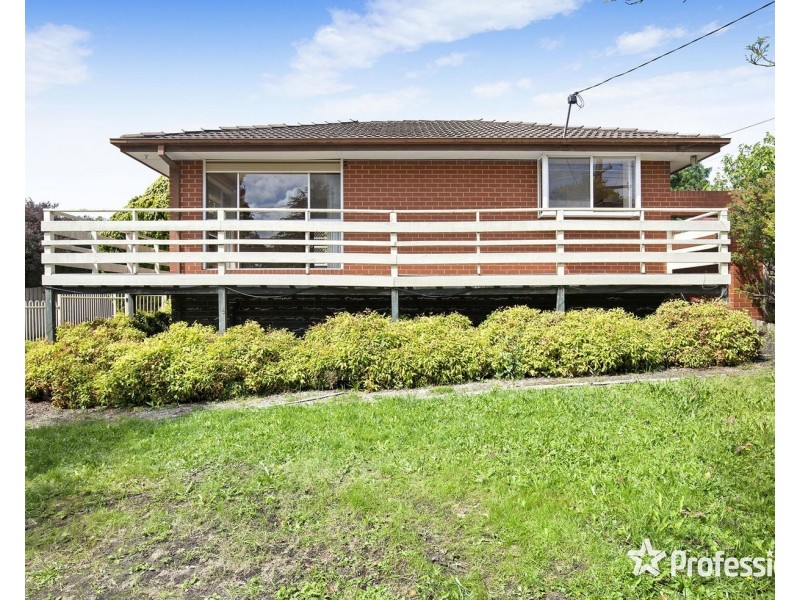 54 Fernhill Road, Mount Evelyn VIC 3796