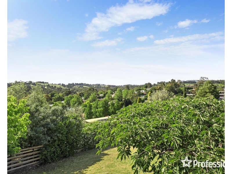 14/21 Howard Street, Seville VIC 3139
