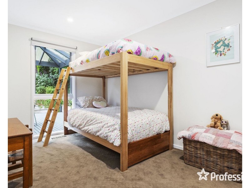 30 Sharland Close, Mount Evelyn VIC 3796