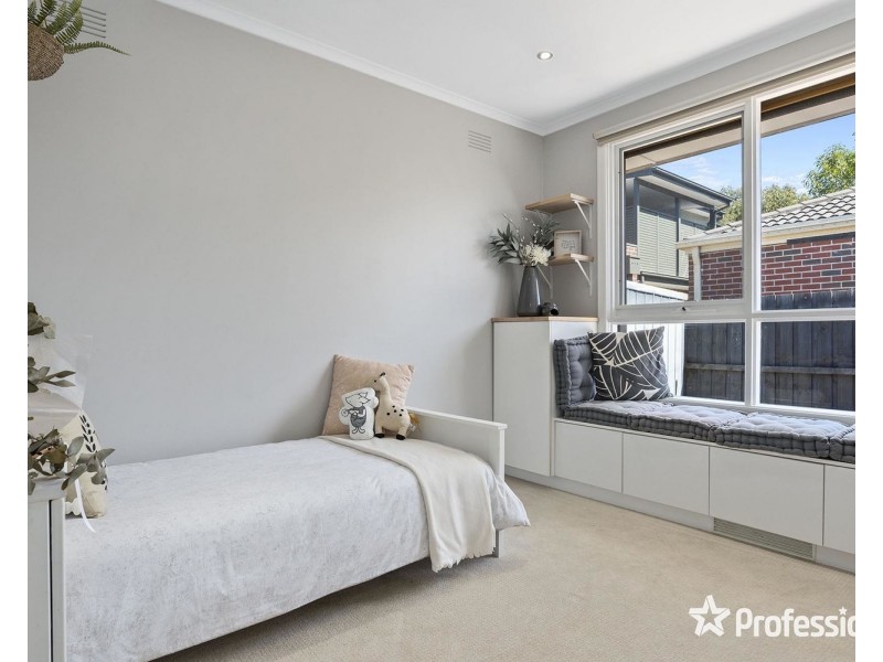 10 Wordsworth Street, Mooroolbark VIC 3138
