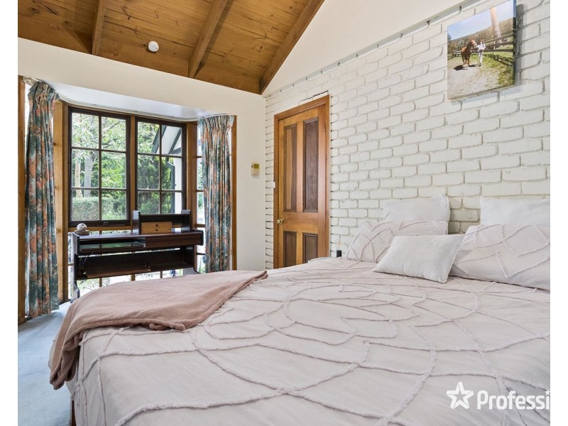 26 Buckmaster Drive, Mount Evelyn VIC 3796