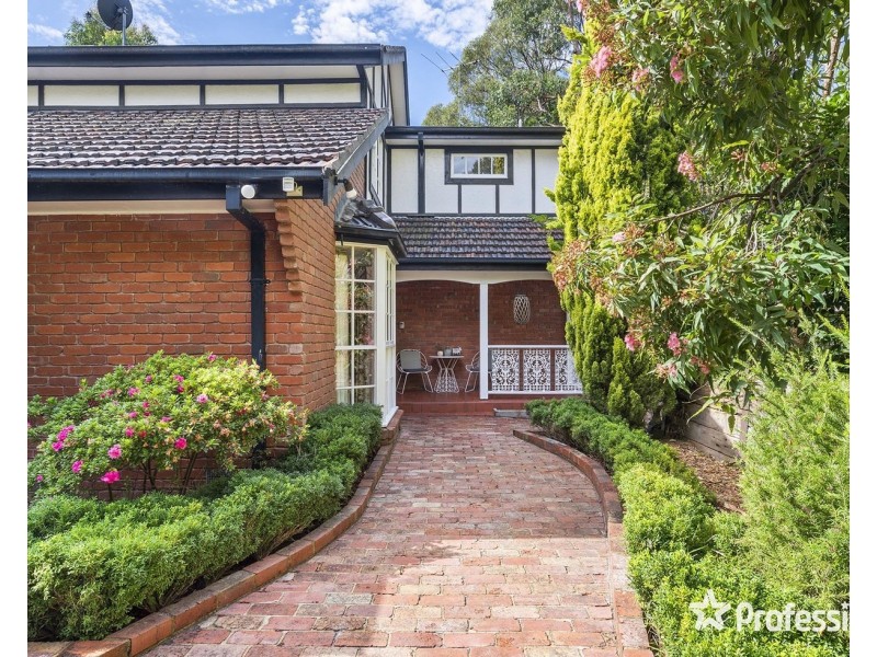 26 Buckmaster Drive, Mount Evelyn VIC 3796