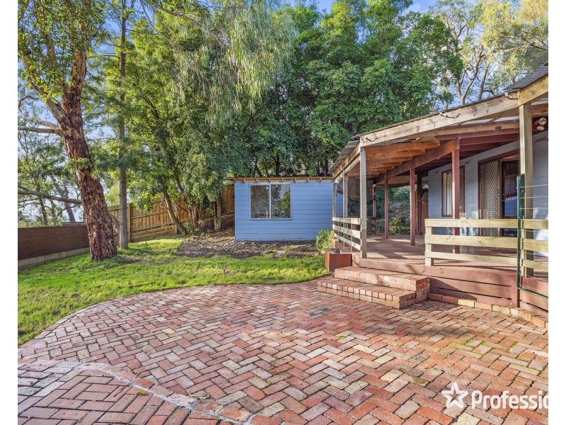 71 Johns Crescent, Mount Evelyn VIC 3796