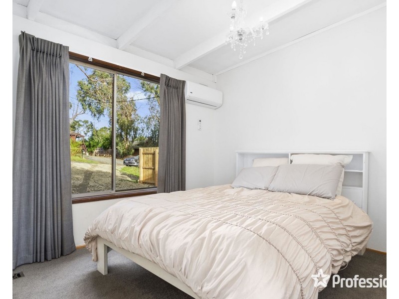 71 Johns Crescent, Mount Evelyn VIC 3796