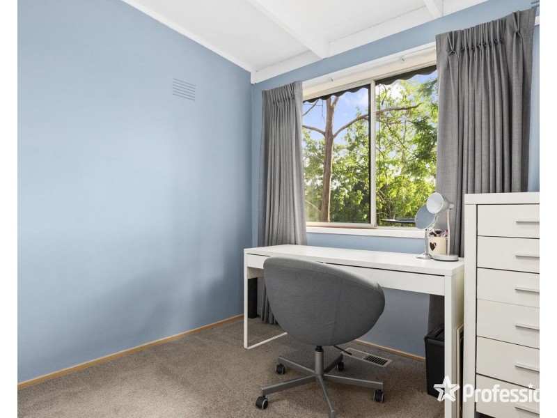 71 Johns Crescent, Mount Evelyn VIC 3796