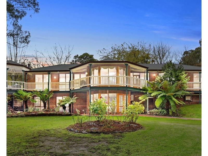 52 Francis Crescent, Mount Evelyn VIC 3796