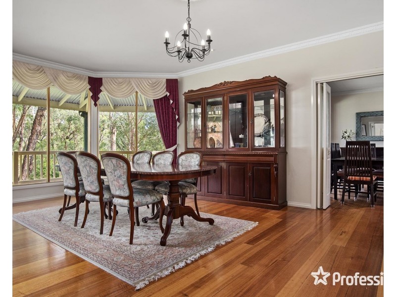 52 Francis Crescent, Mount Evelyn VIC 3796