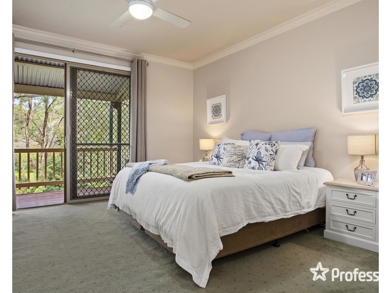 52 Francis Crescent, Mount Evelyn VIC 3796