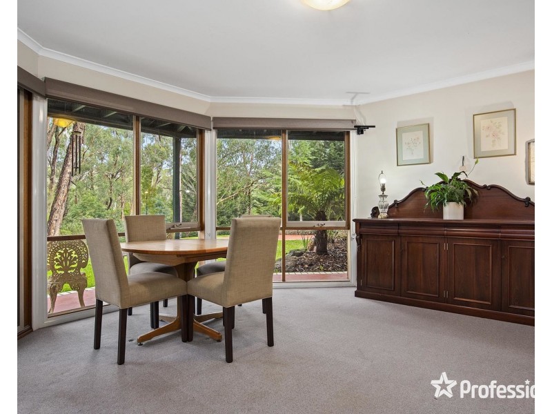 52 Francis Crescent, Mount Evelyn VIC 3796