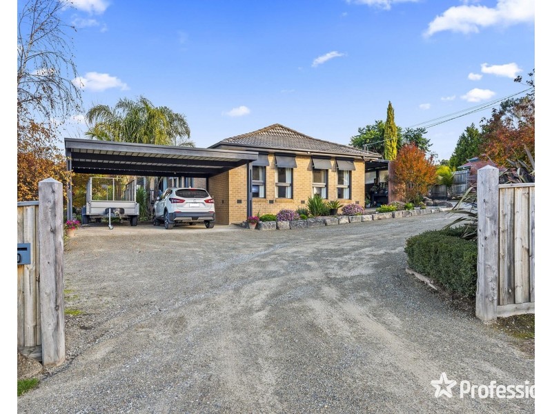 110-112 Fernhill Road, Mount Evelyn VIC 3796