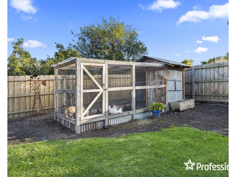 110-112 Fernhill Road, Mount Evelyn VIC 3796