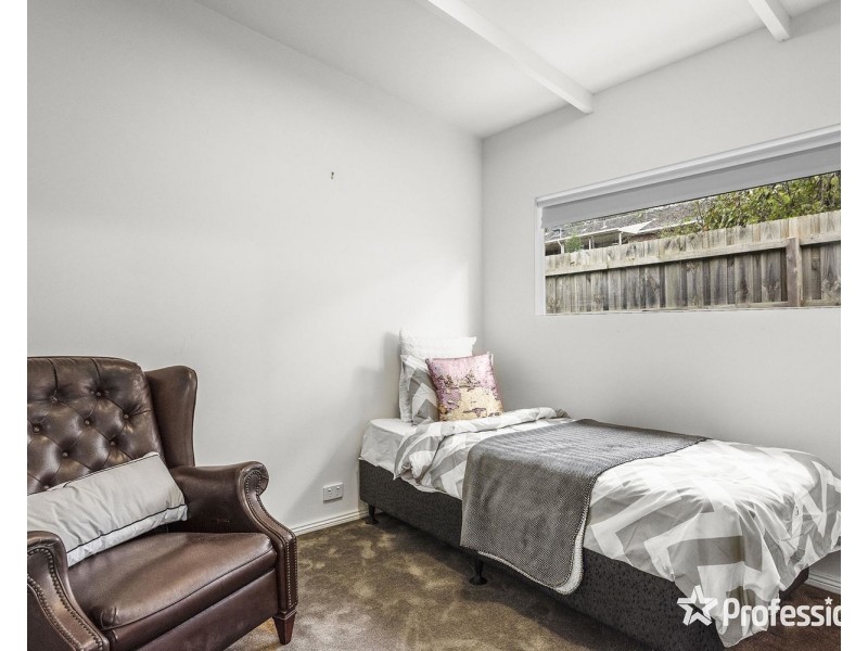 8 Junction Road, Mount Evelyn VIC 3796