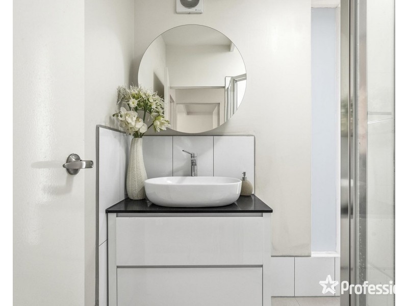 8 Junction Road, Mount Evelyn VIC 3796