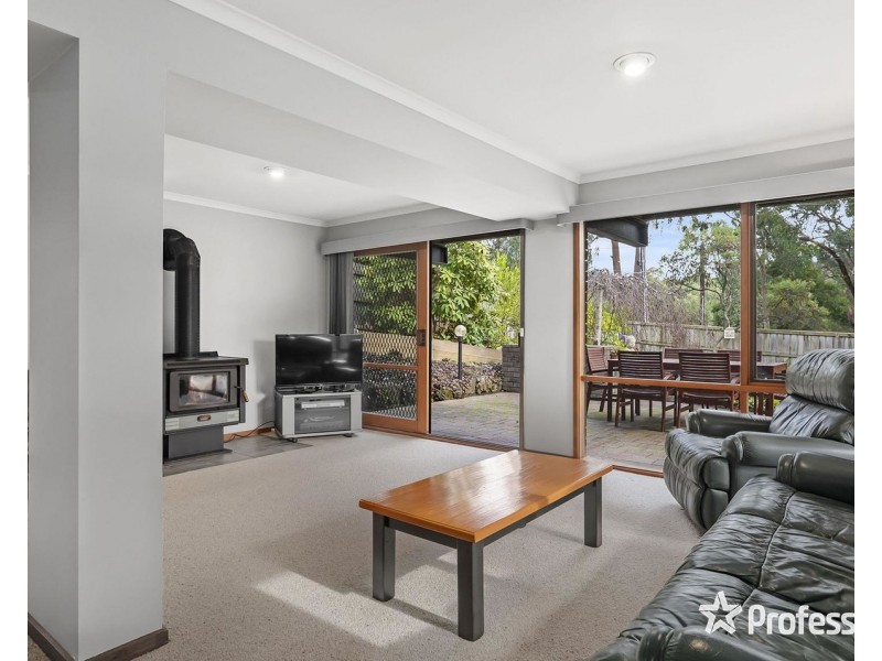 40 The Crescent, Mount Evelyn VIC 3796