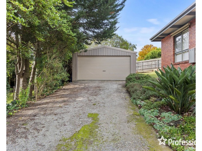 40 The Crescent, Mount Evelyn VIC 3796