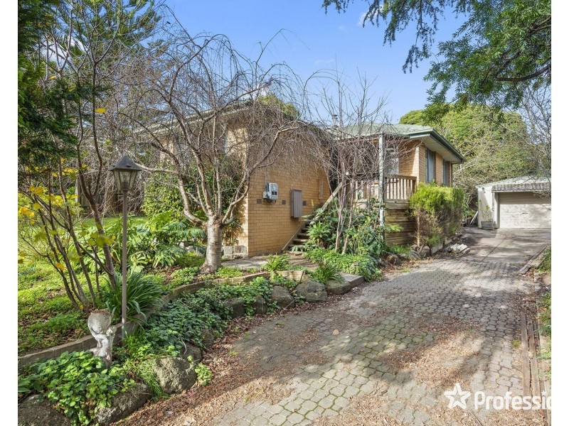 9 Barrett Court, Woori Yallock VIC 3139