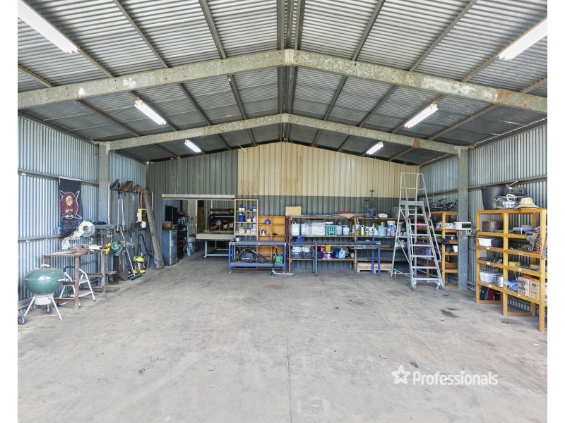175 Graham Road, Wandin East VIC 3139