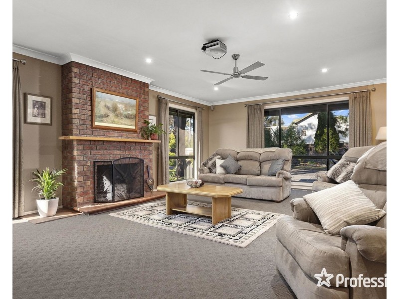 7 Olinda Road, Mount Evelyn VIC 3796