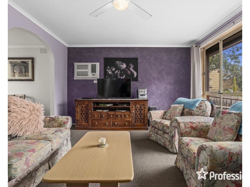 38 The Crescent, Mount Evelyn VIC 3796